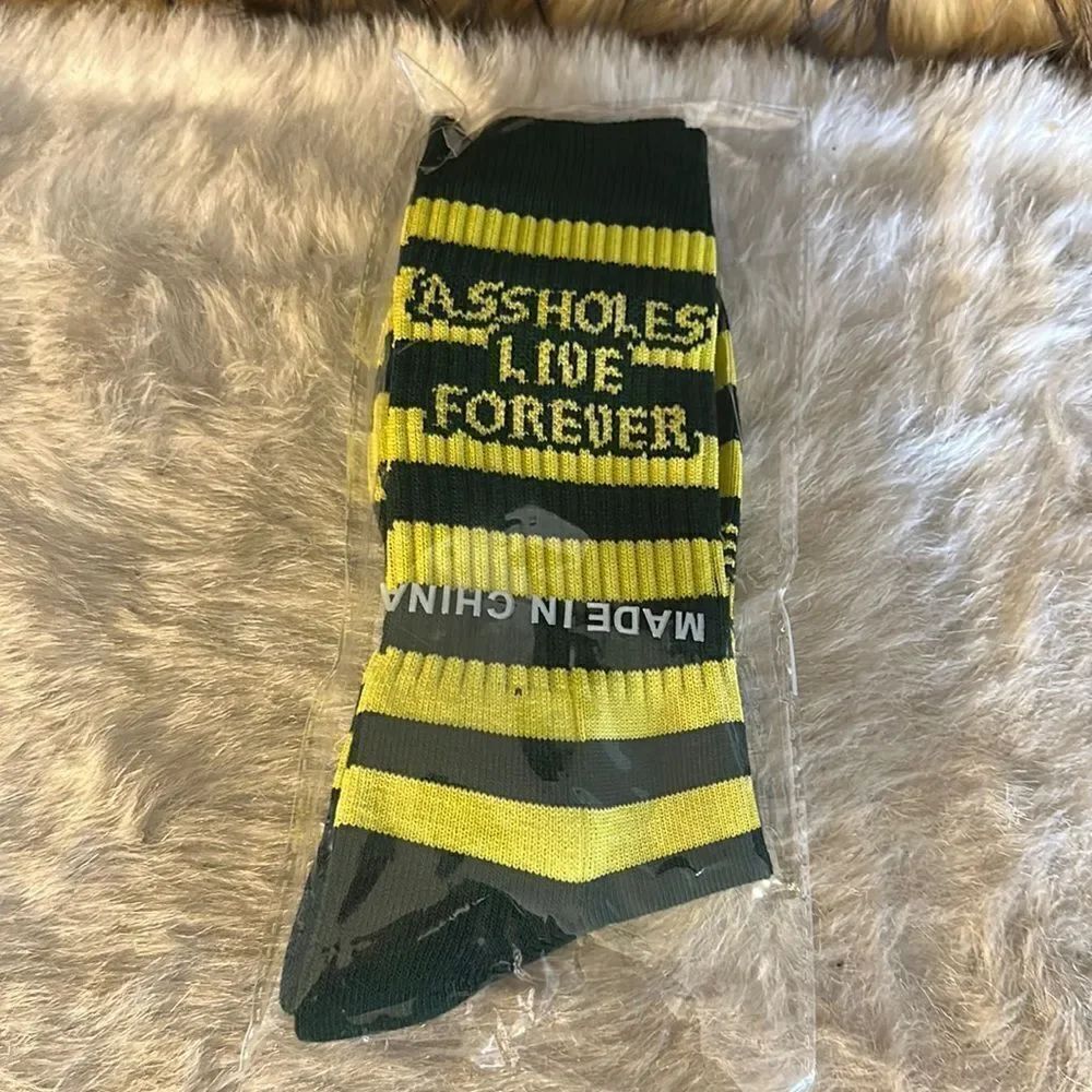 - Assholes live forever socks OS (6035) NEW